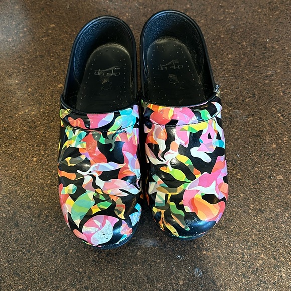 Dansko fusion clog sz 39 - Picture 2 of 5